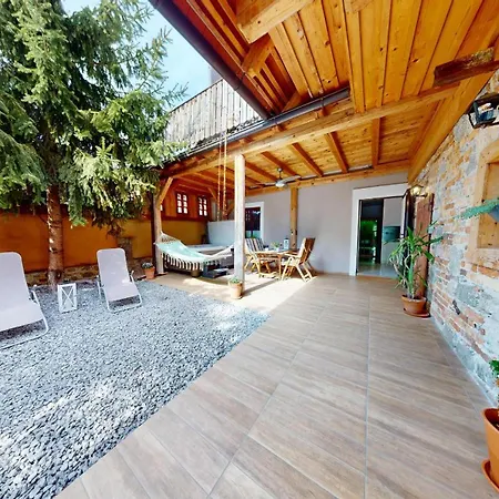 Resort Hisa Ida - Apartments With Hot Tub And Sauna Ivancna Gorica Exterior foto