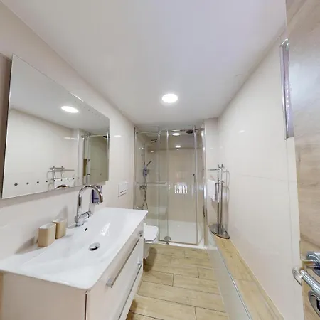 Resort Hisa Ida - Apartments With Hot Tub And Sauna Ivancna Gorica Zimmer foto