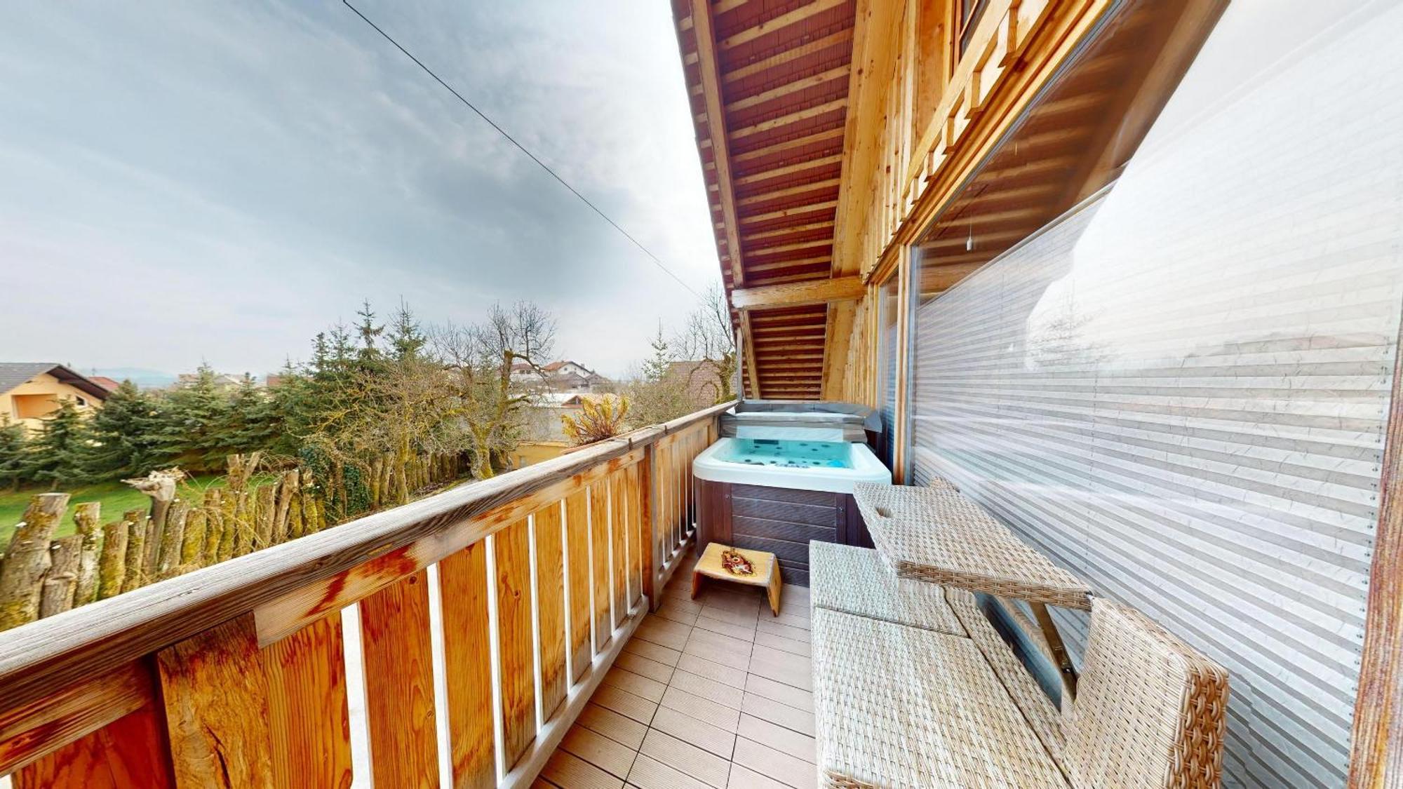 Apartment Hisa Ida - With Hot Tub And Sauna