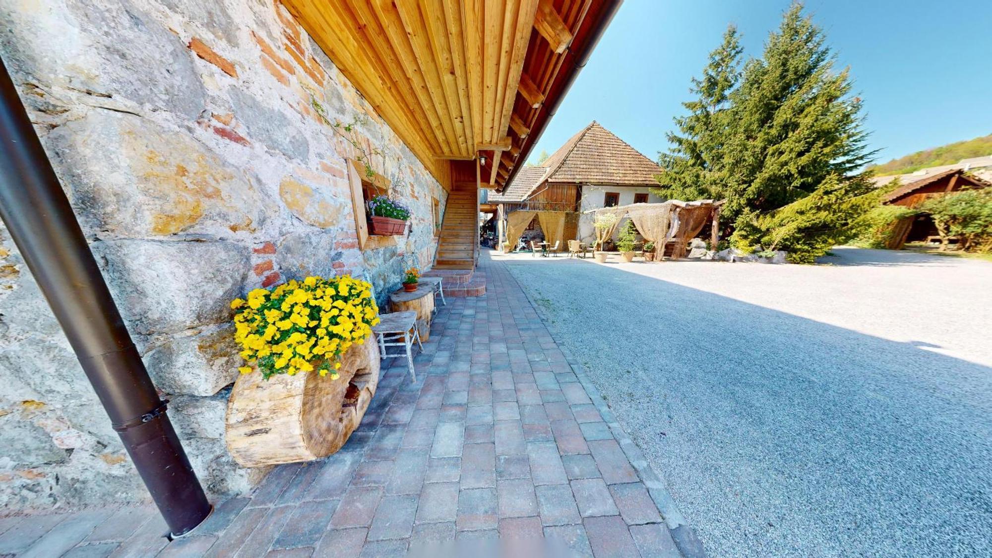 Hisa Ida - With Hot Tub And Sauna Apartment Ivancna Gorica