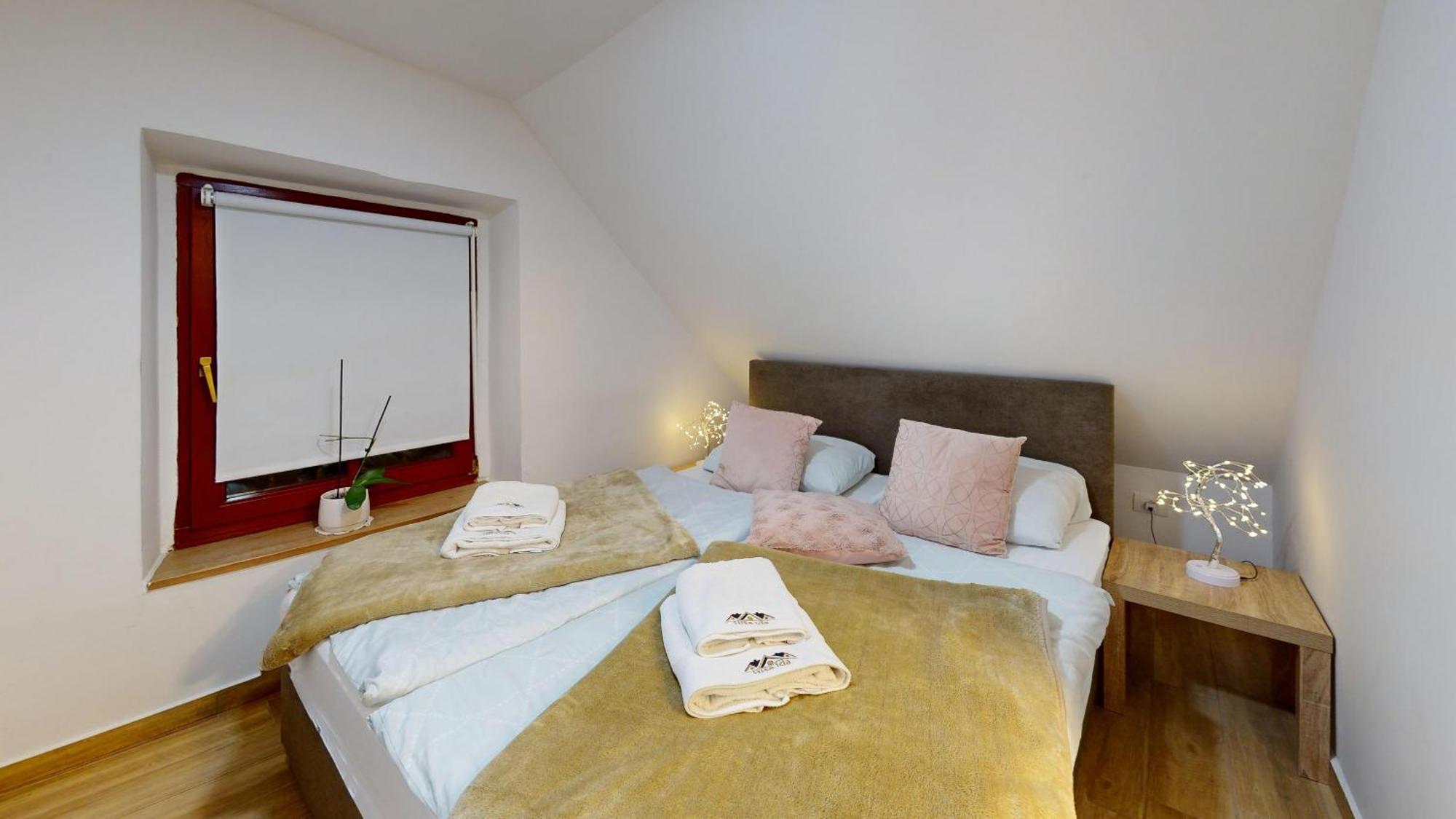 Hisa Ida - With Hot Tub And Sauna Ivancna Gorica