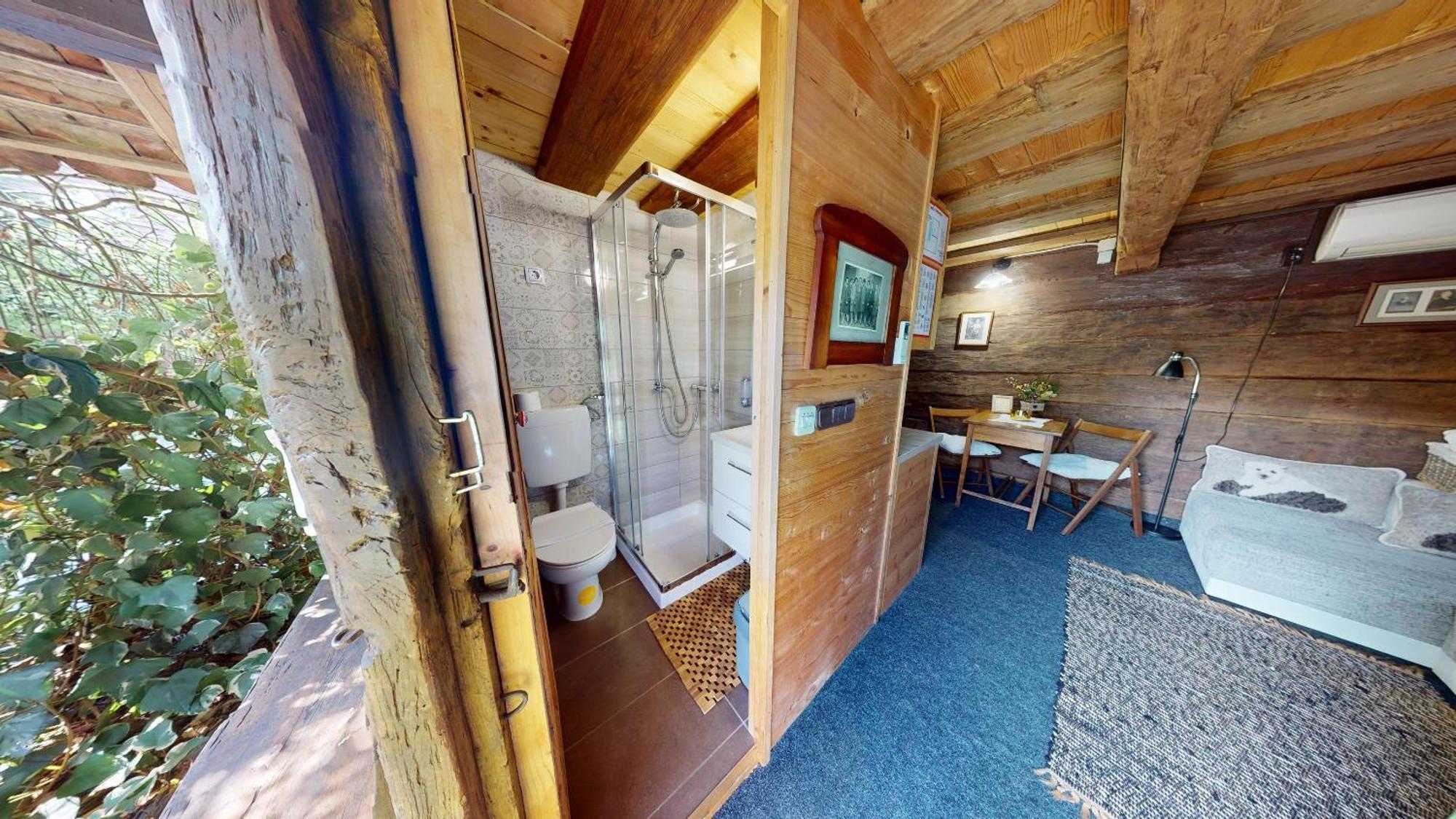 Apartment Hisa Ida - With Hot Tub And Sauna